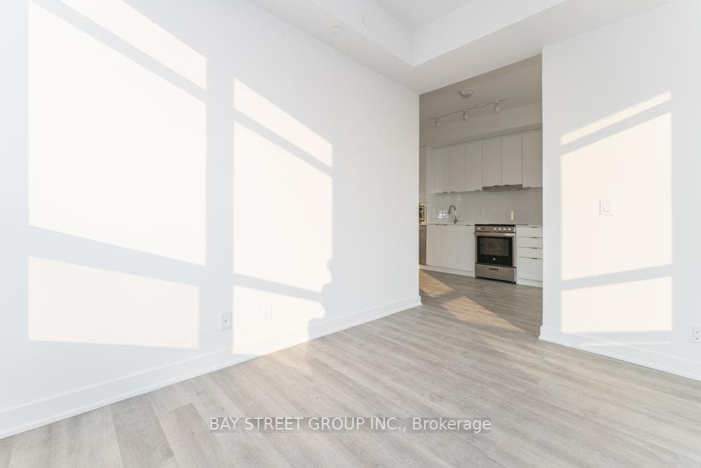 50 Upper Mall Way Unit 1005 B photo 15