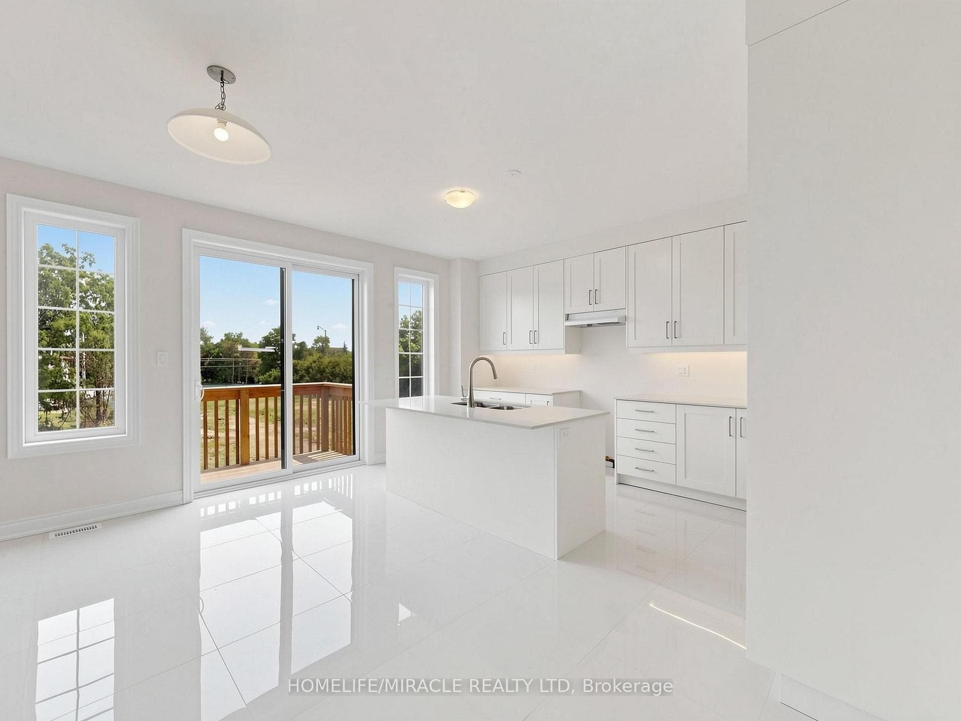 8 Ralston Court photo 8