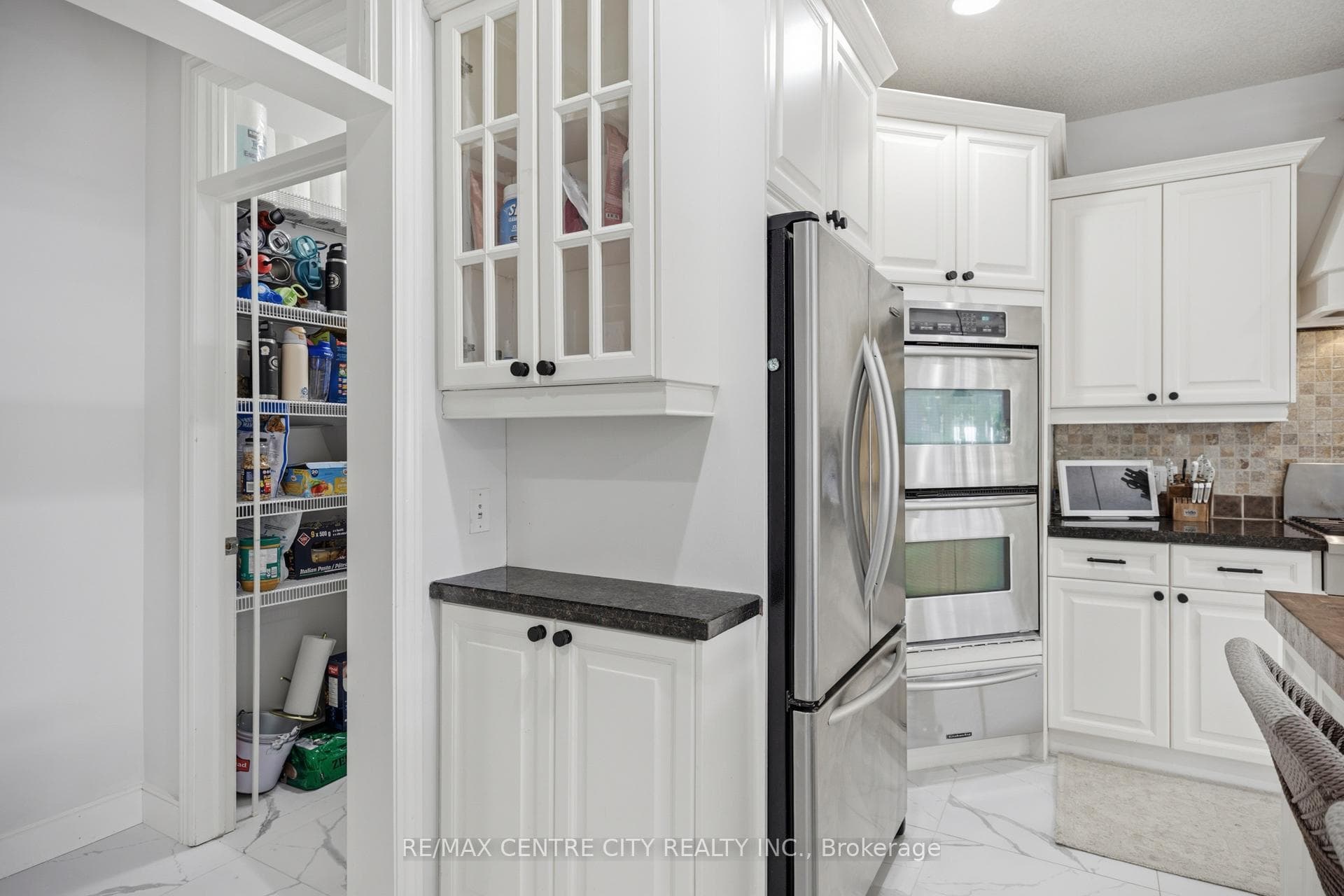 2114 Riverbend Road photo 31