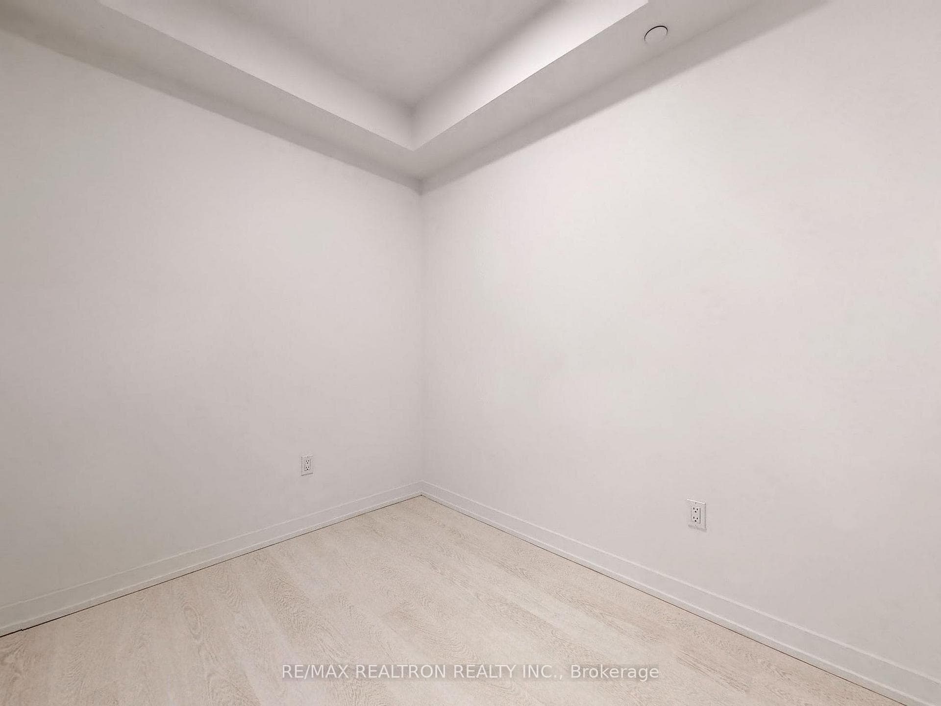 415 Main Street Unit 512 photo 16