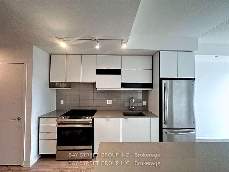 4065 Confederation Parkway Unit 3412 photo 2