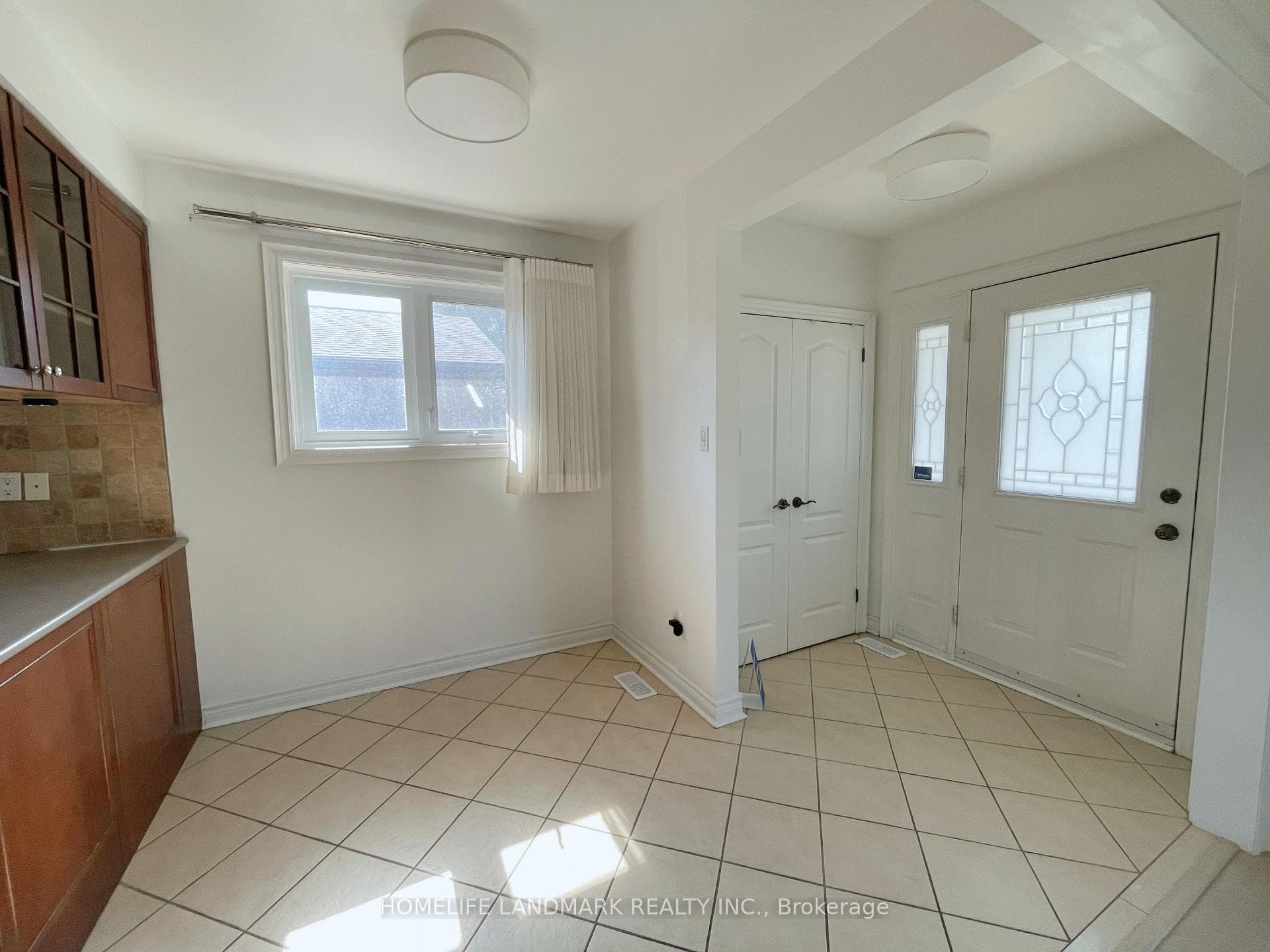 81 Celestine Drive photo 3