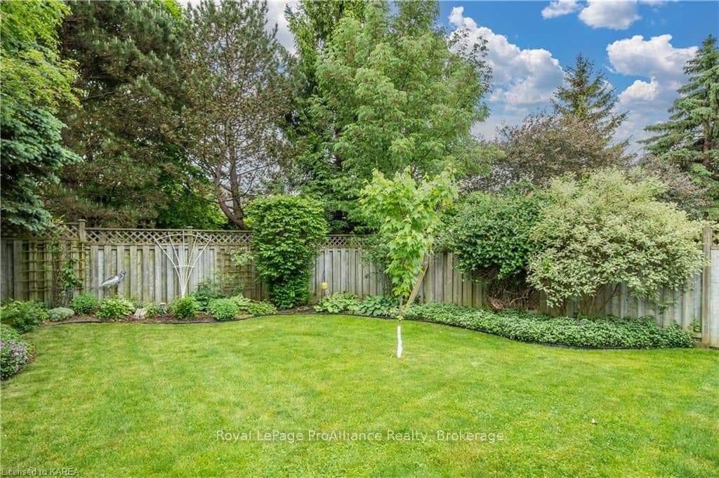 1178 BENTLEY Terrace photo 46