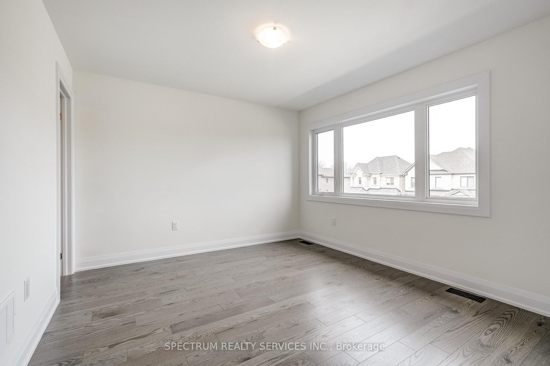 33 Dore Drive photo 25