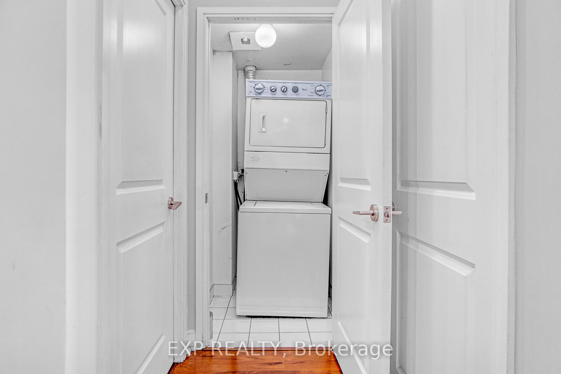 80 Absolute Avenue Unit 1204 photo 30