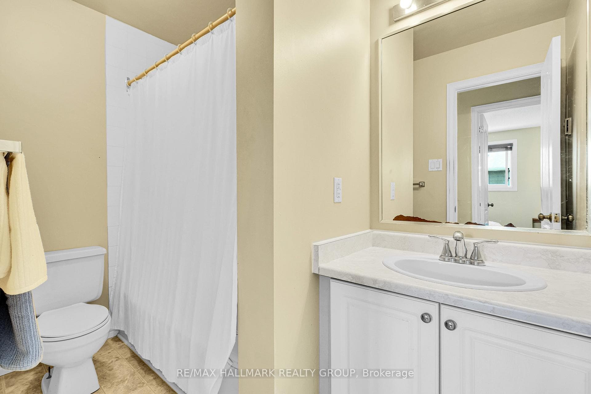 Main Bathroom