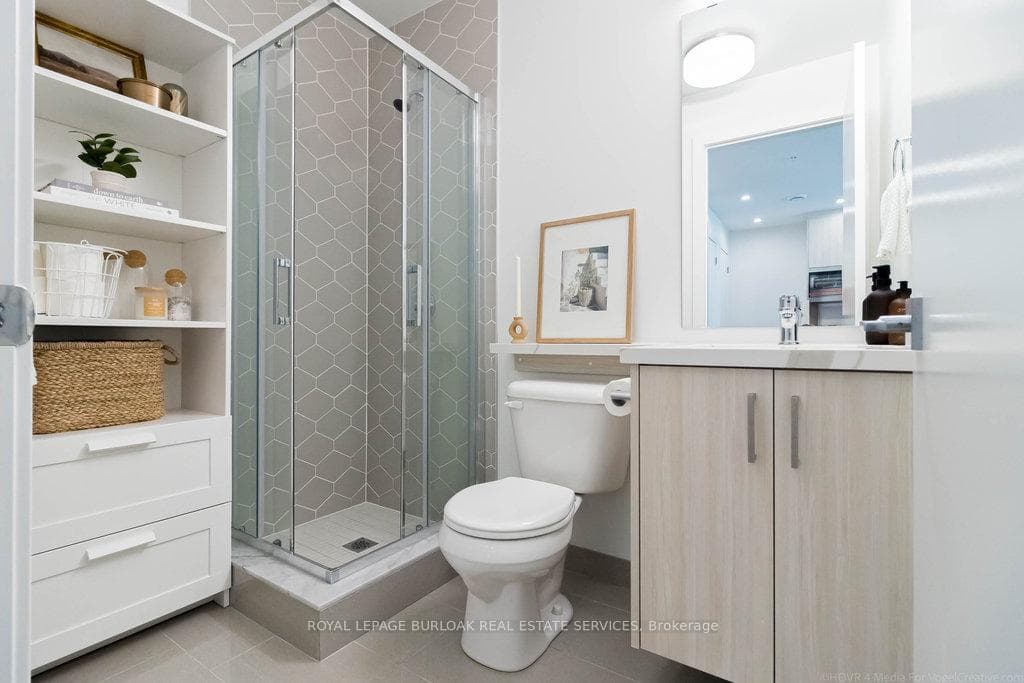 479 Charlton Avenue Unit 606 photo 10