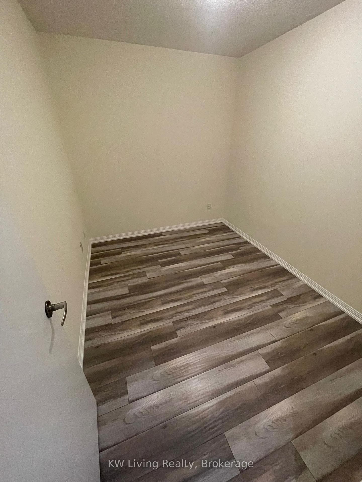1000 King Street Unit 307 photo 2
