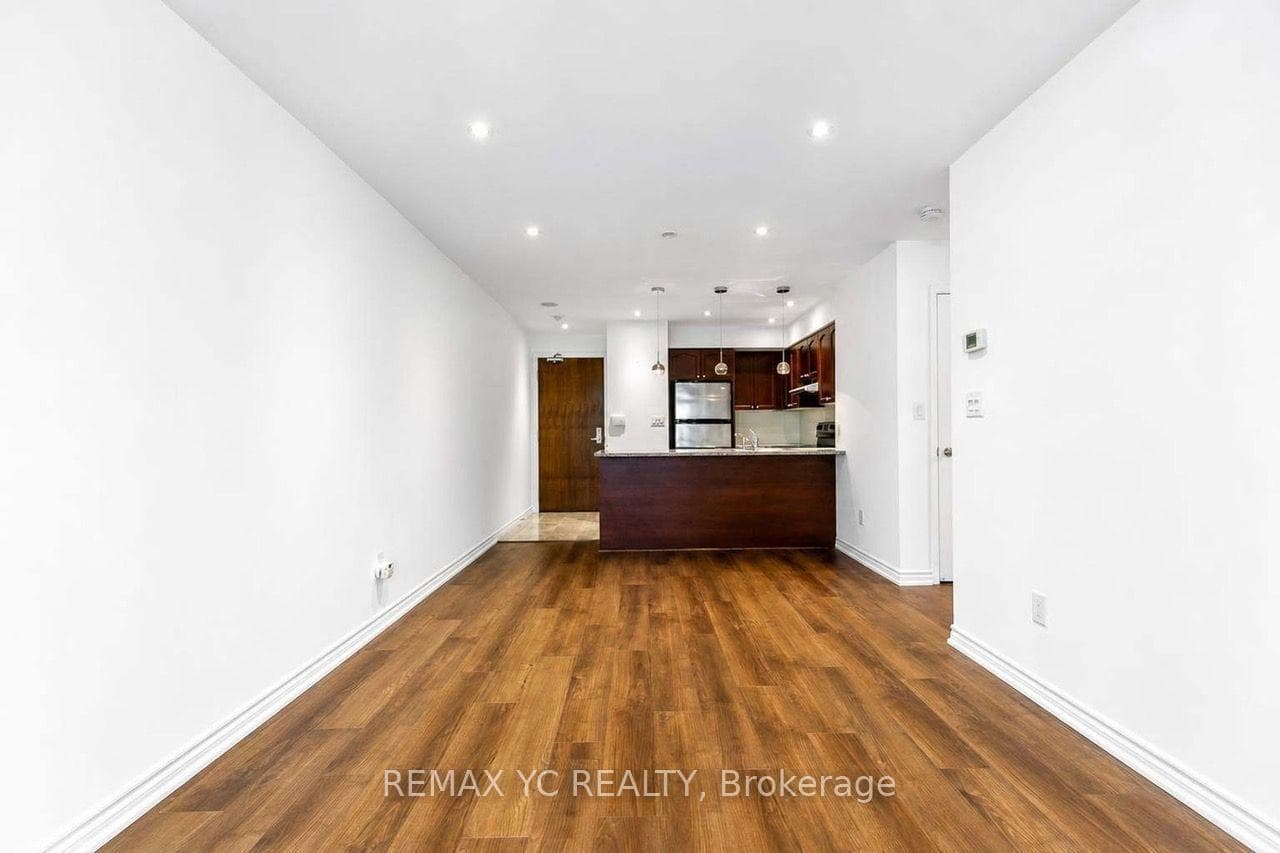 35 Hollywood Avenue Unit 216 photo 6