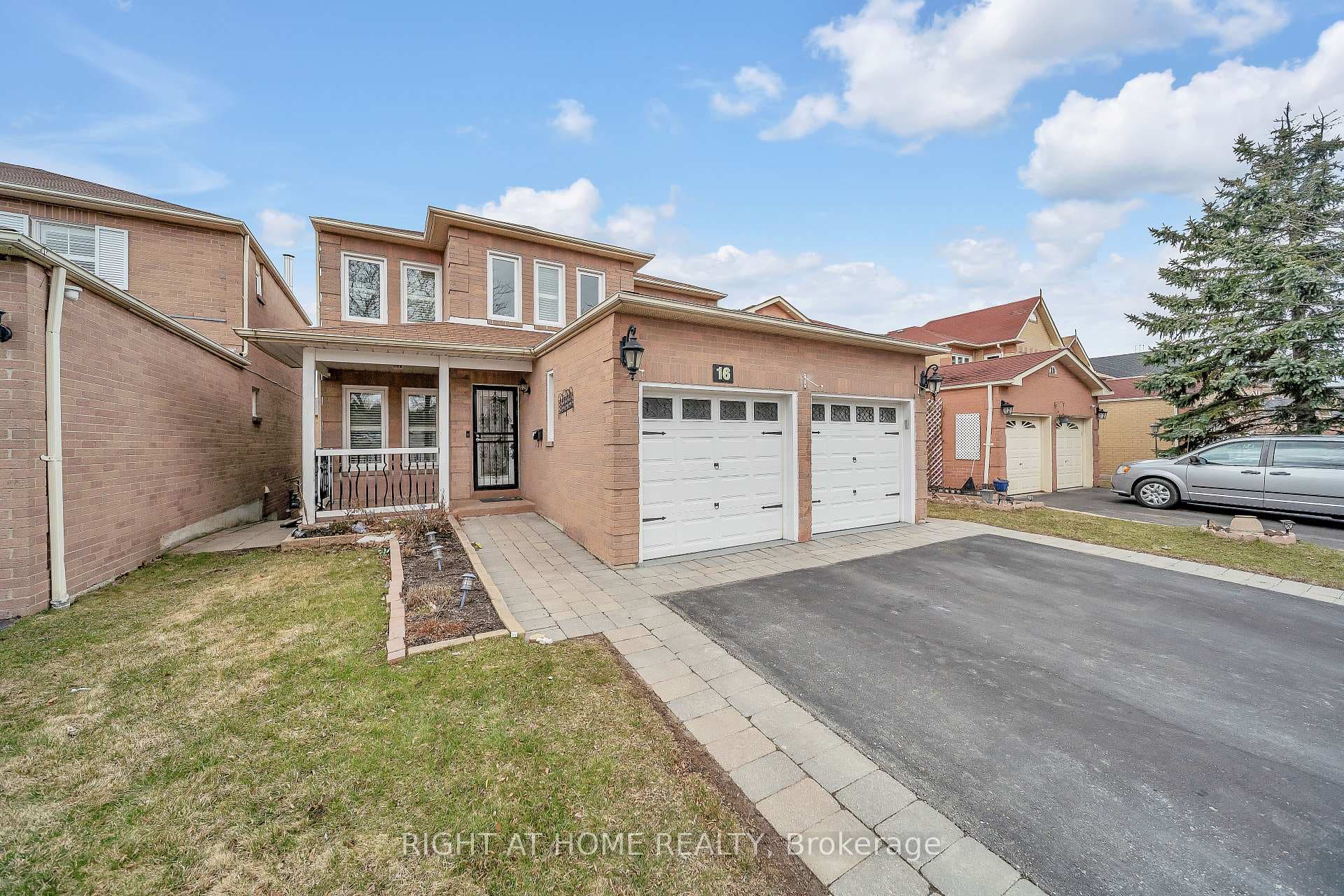 16 Sullivan Drive photo 3