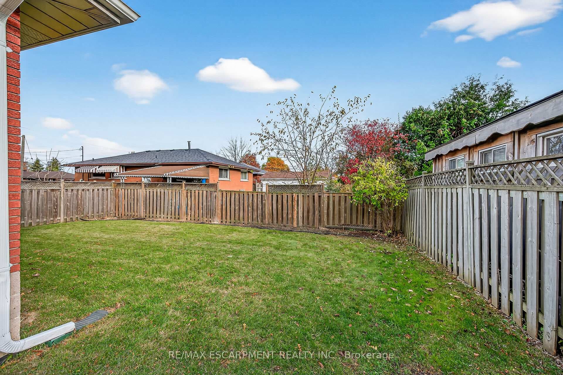 5 Mountbatten Drive photo 4