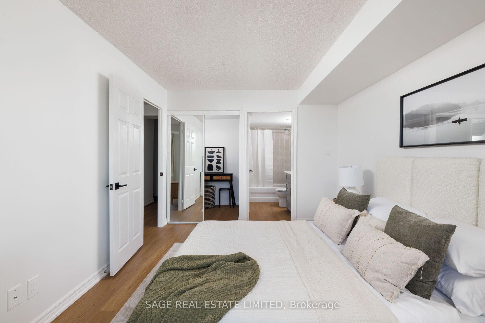 1700 Eglinton Avenue Unit 205 photo 23