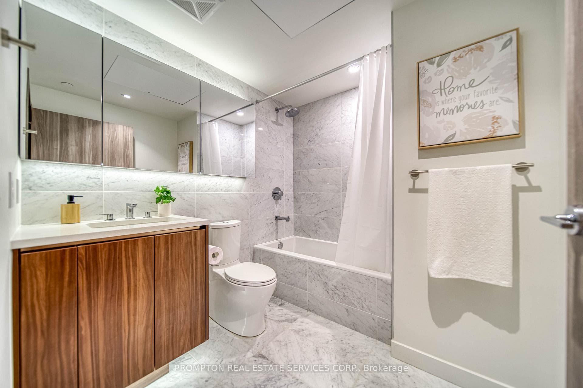 85 Mcmahon Drive Unit 1515 photo 15