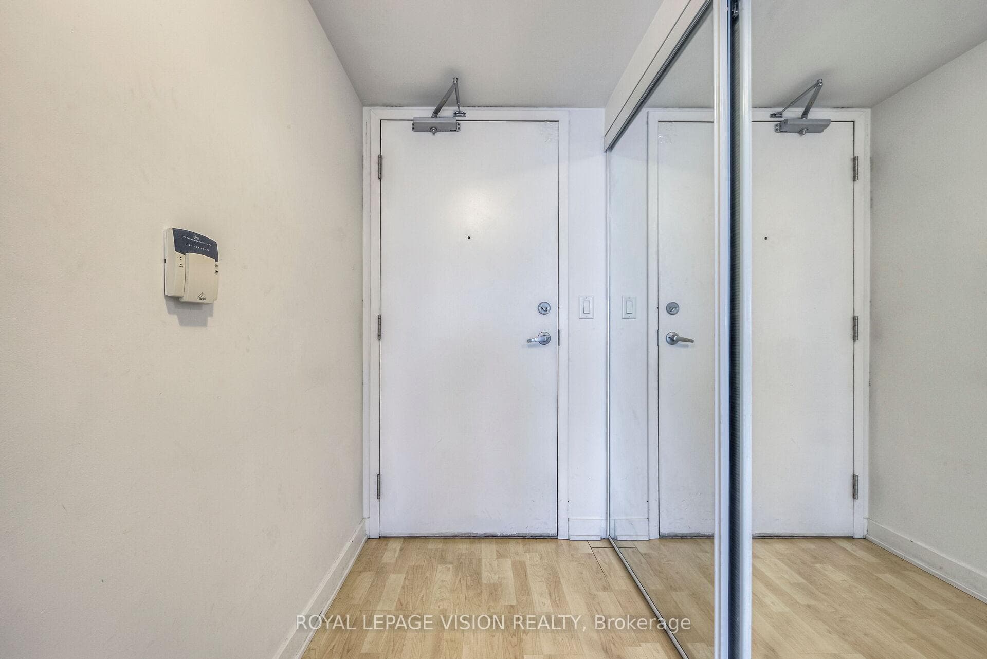 38 Lee Centre Drive Unit 1515 photo 6