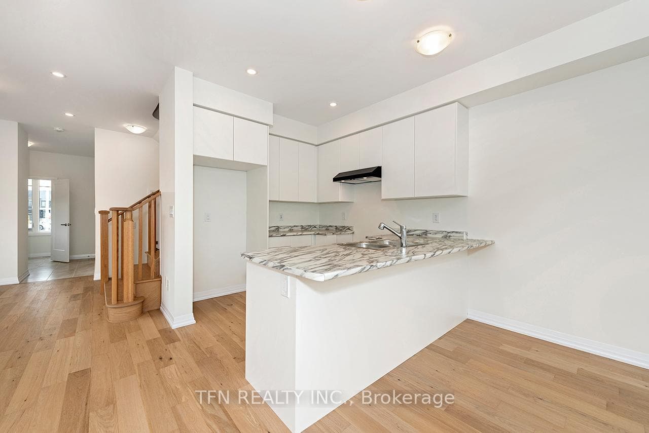 151 Mercato Avenue photo 15
