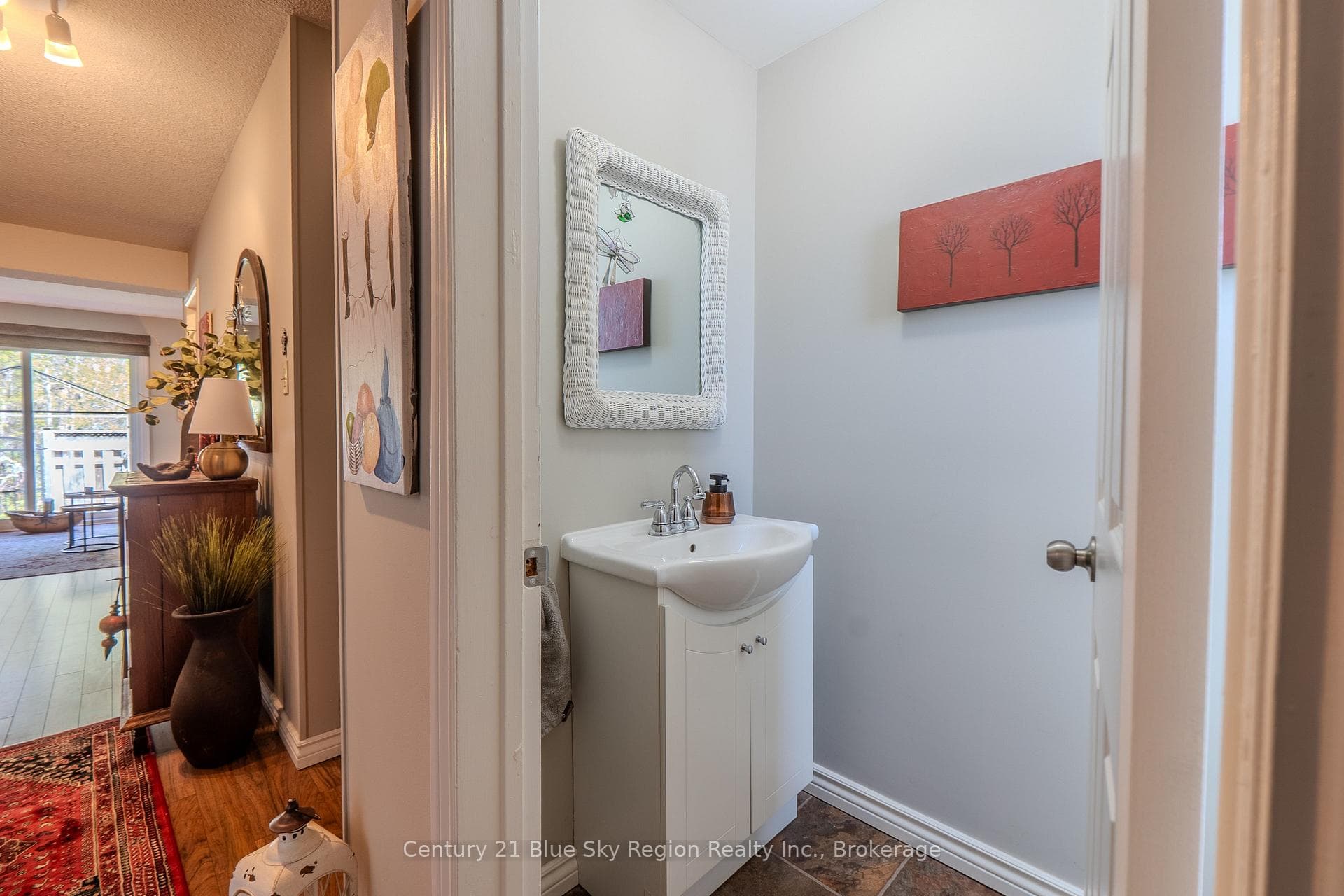 376 Wickstead Avenue photo 23