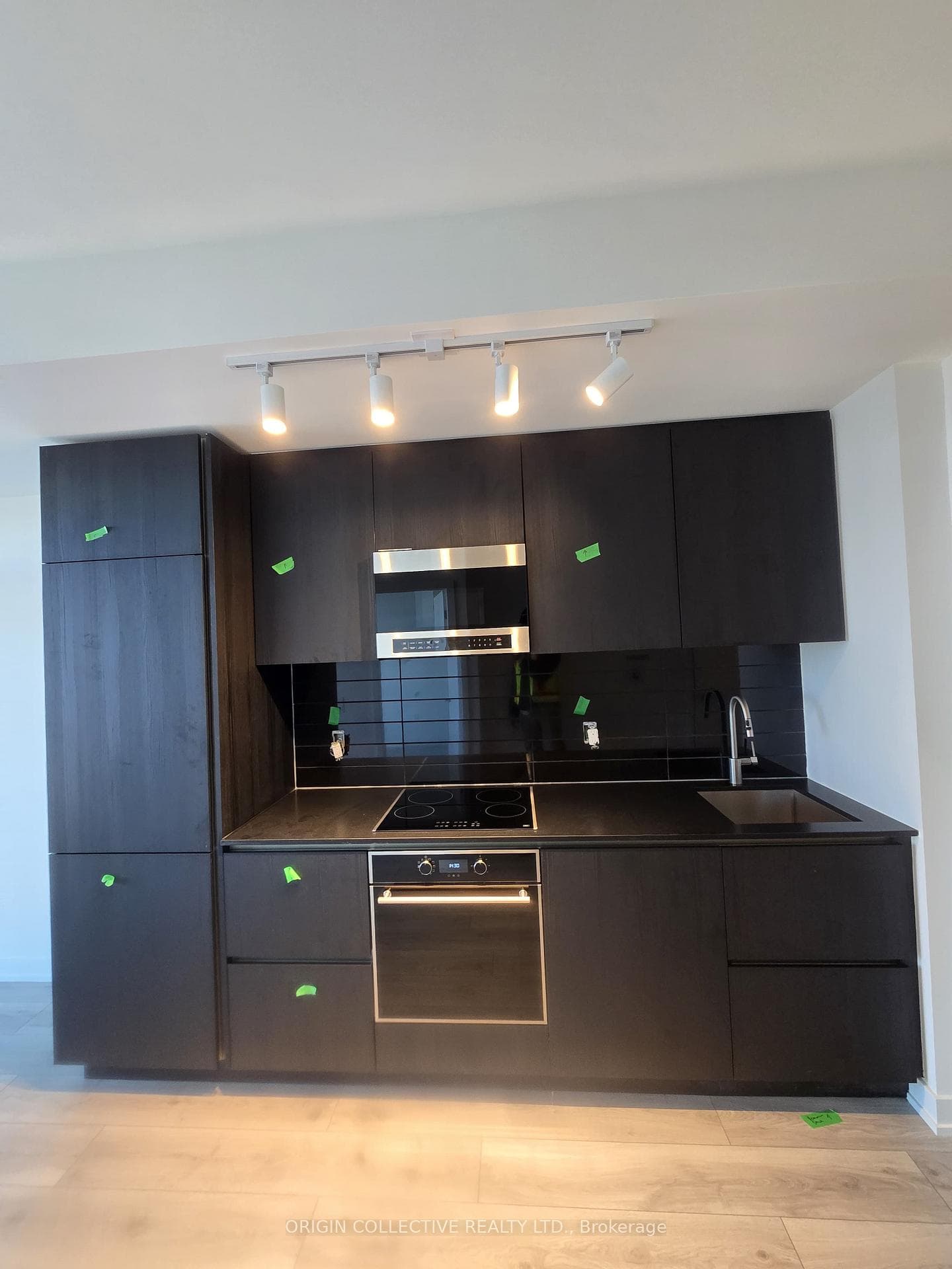 110 Broadway Avenue Unit 2310 photo 7
