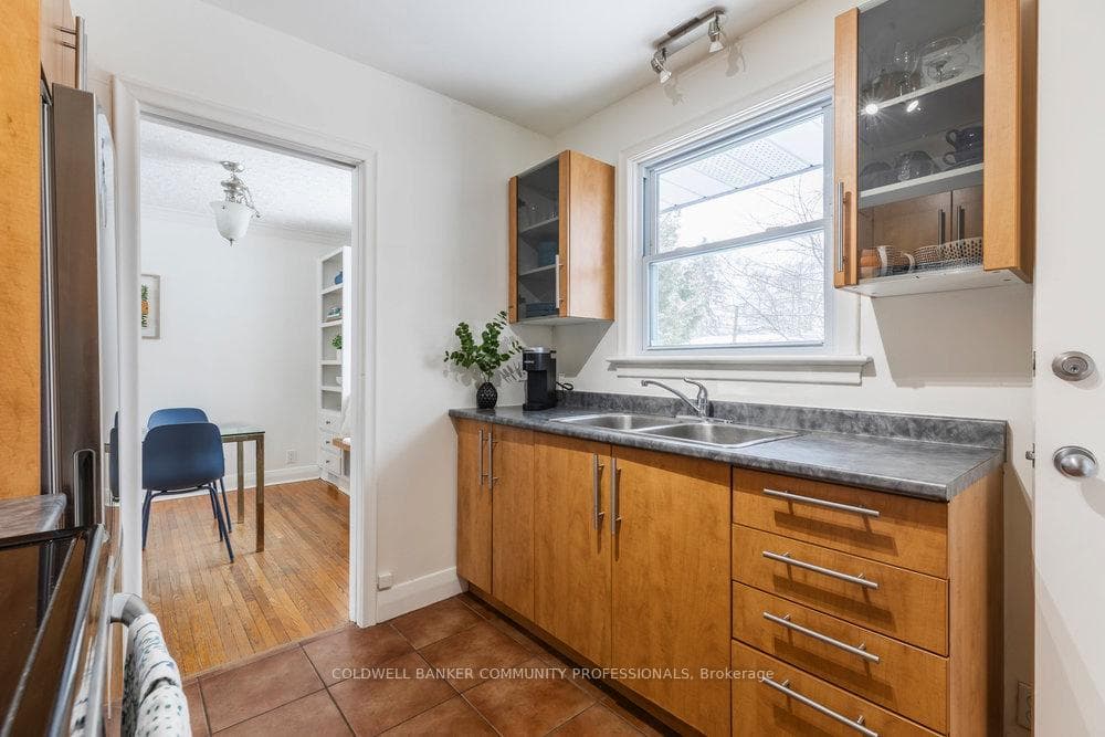 16 Westmount Road photo 16