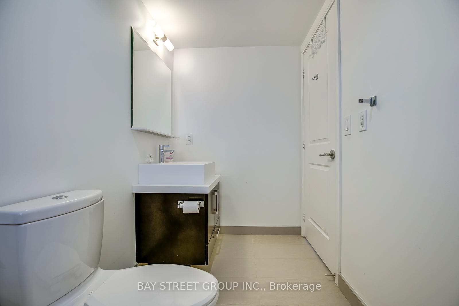 65 St Mary Street Unit 2711 photo 22