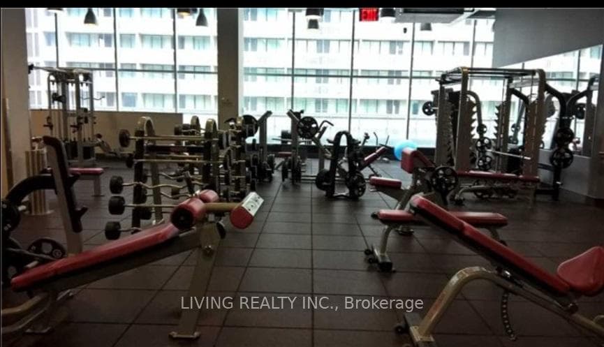 386 Yonge Street Unit 5306 photo 9