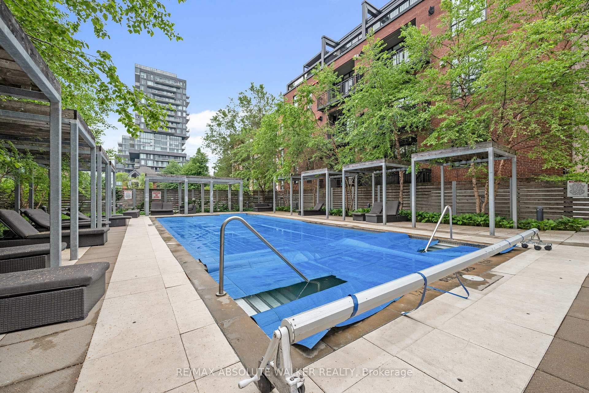 360 McLeod Street Unit 717 photo 33