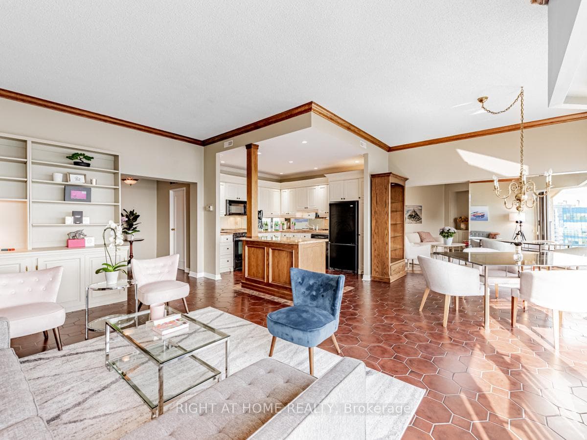 65 Harbour Square Unit 3608 photo 15