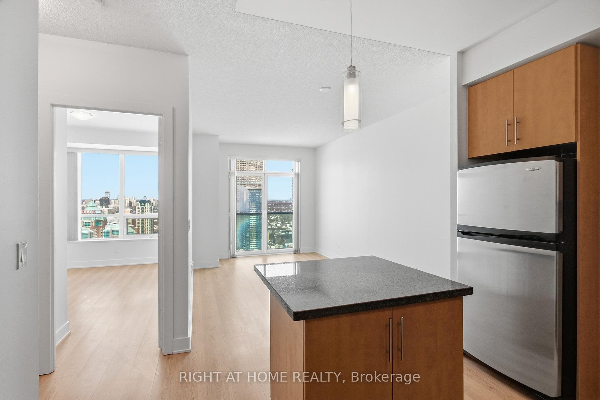 120 Homewood Avenue Unit 3302 photo 3