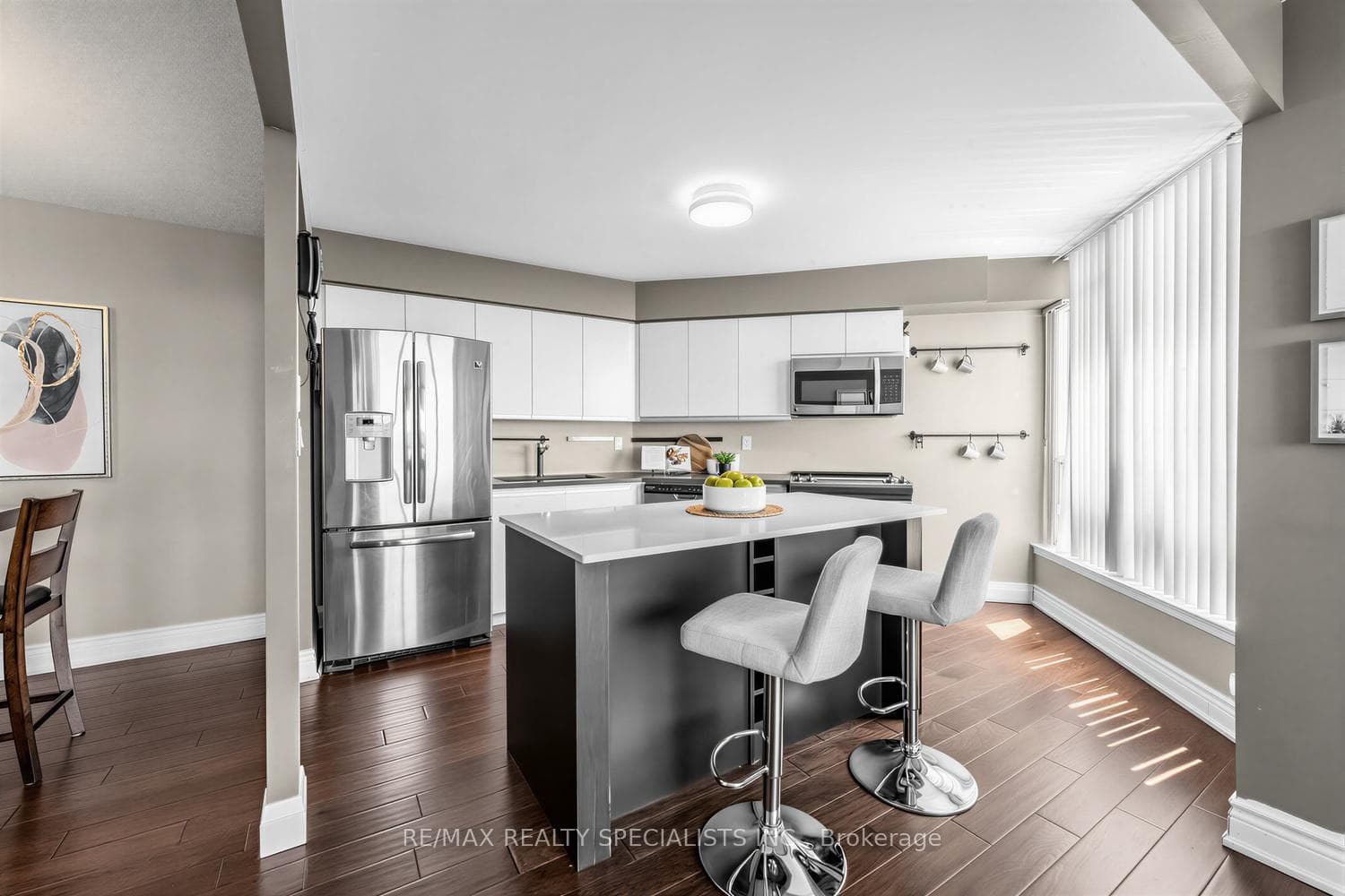 10 Laurelcrest Street Unit 1006 photo 1