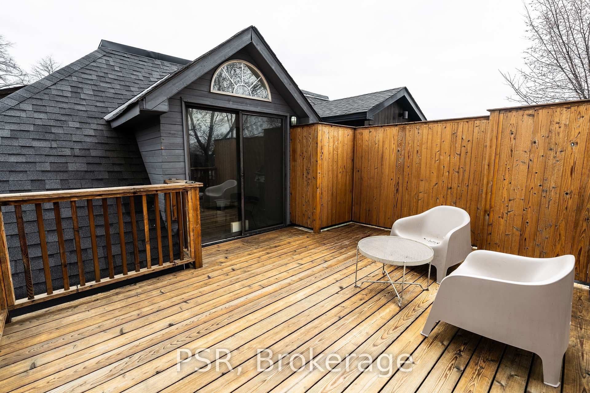 264 Dovercourt Road Unit Upper photo 1