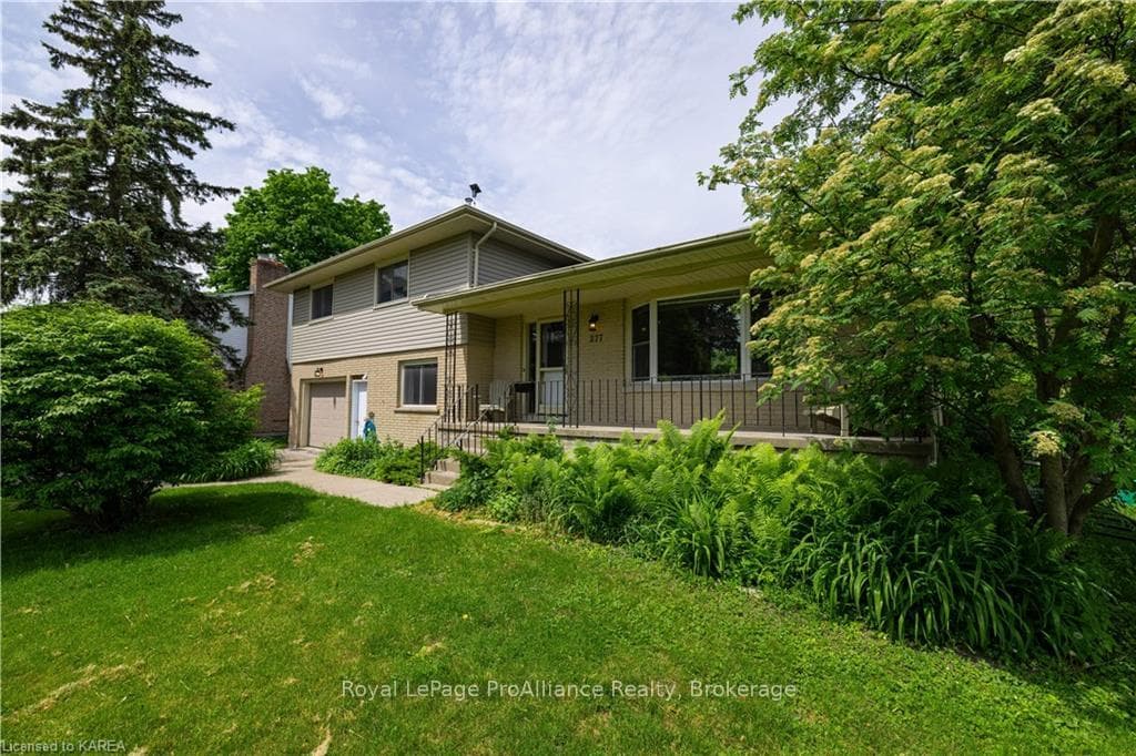 277 WELBORNE Avenue photo 3