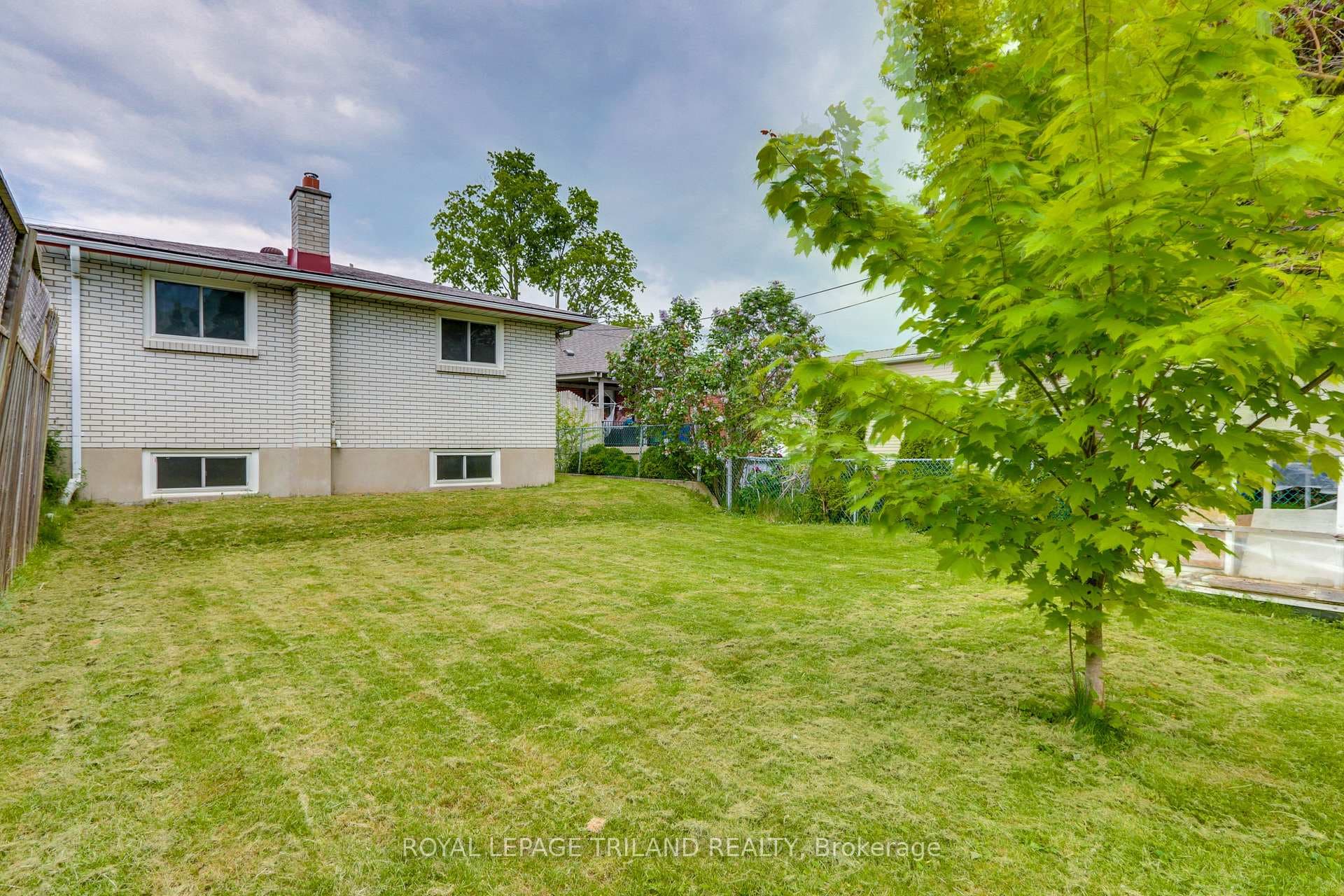 353A Manitoba Street Unit A photo 33