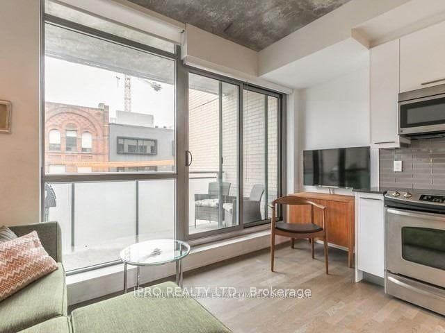 630 Queen Street Unit 214 photo 10
