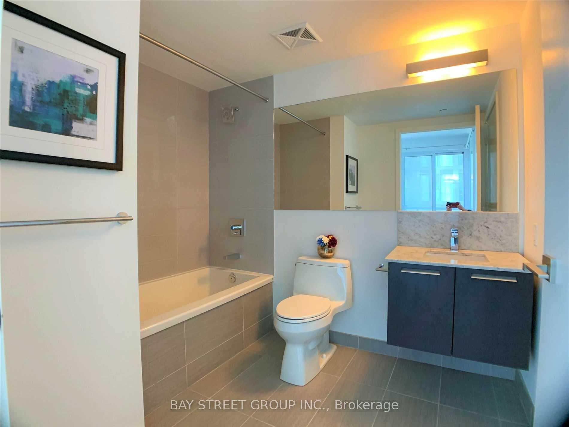 28 Wellesley Street Unit 2406 photo 13
