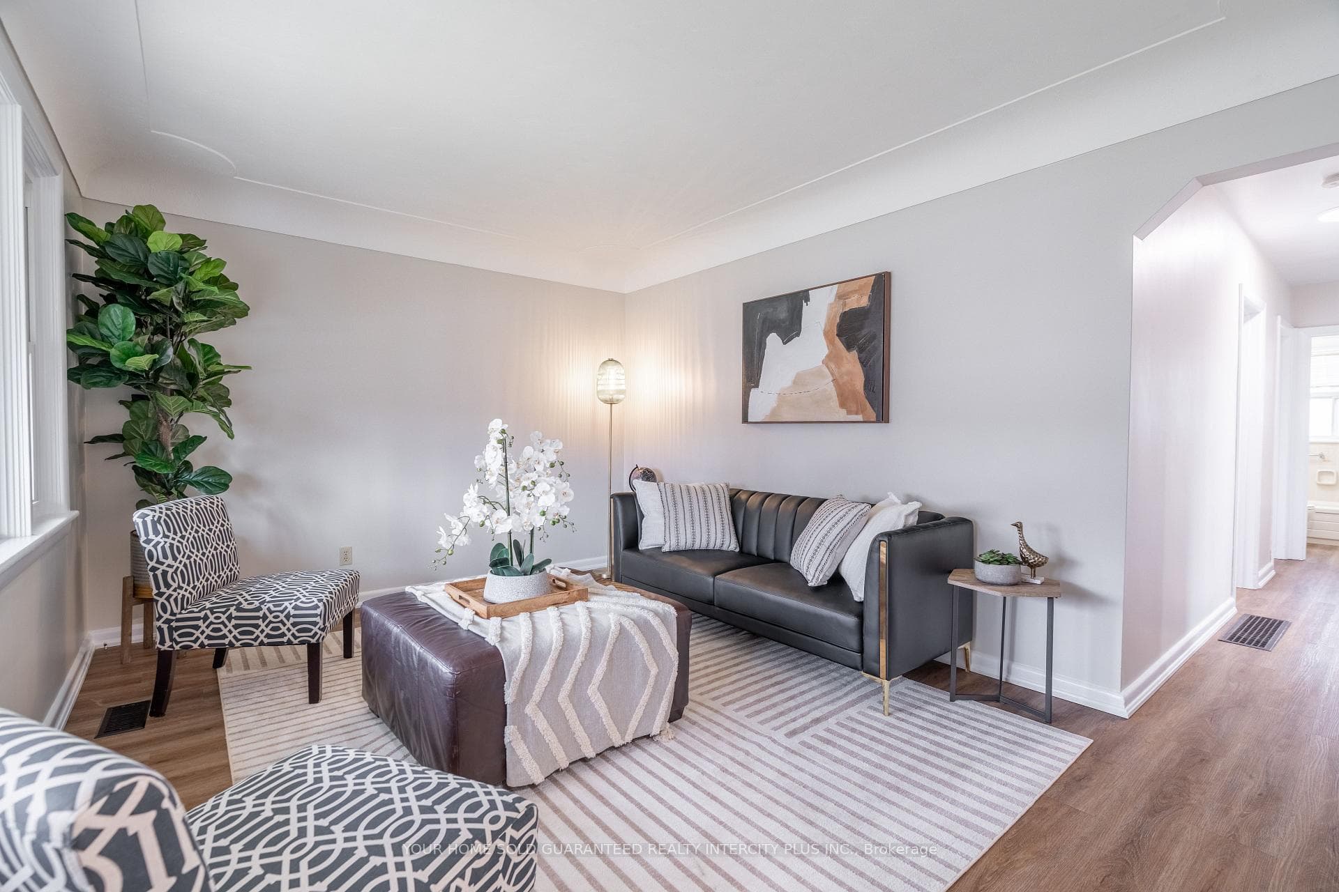 65 David Avenue photo 4