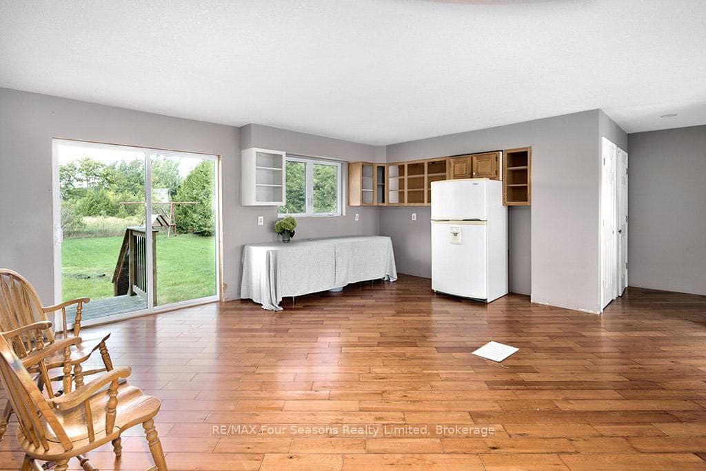 98 George Street photo 15