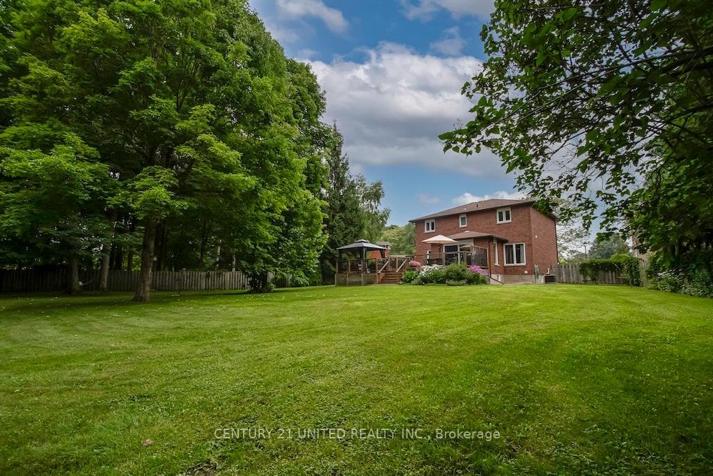 55 Cooper Court photo 38