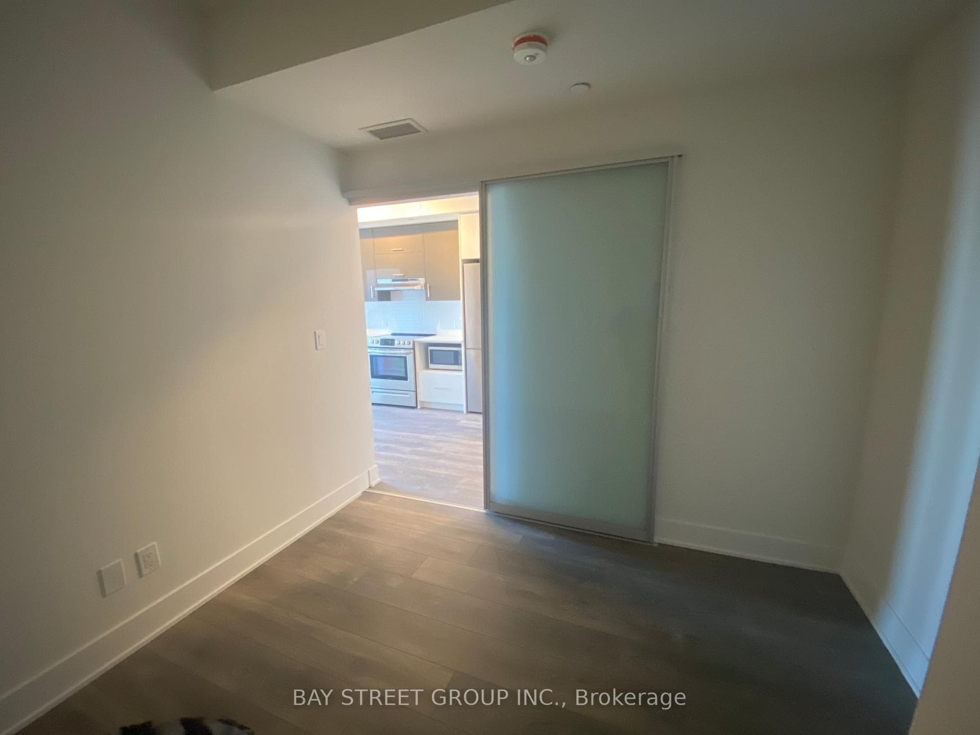 188 Fairview Mall Drive Unit 617 photo 6