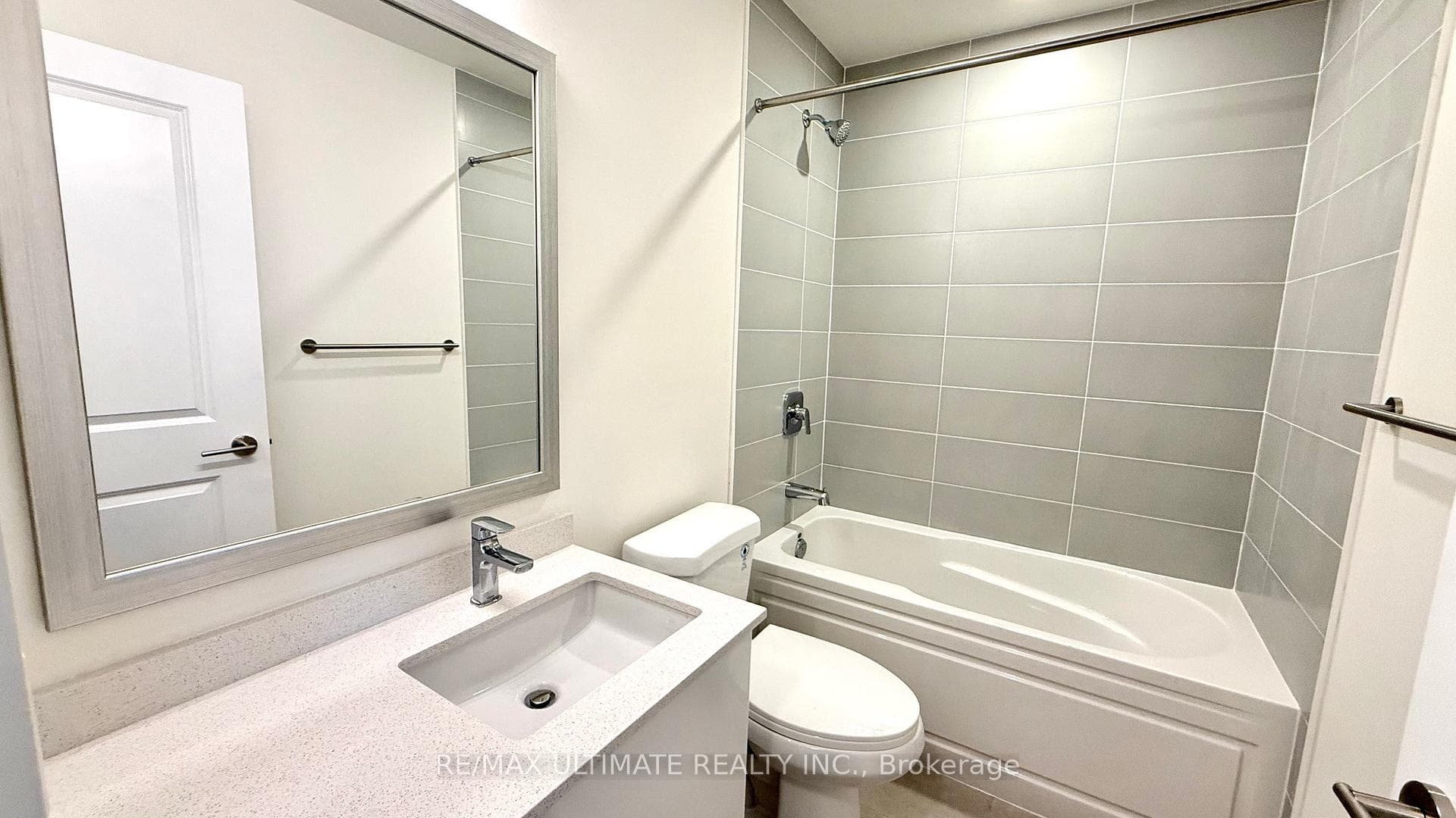 3270 Sheppard Avenue Unit 1126 photo 19