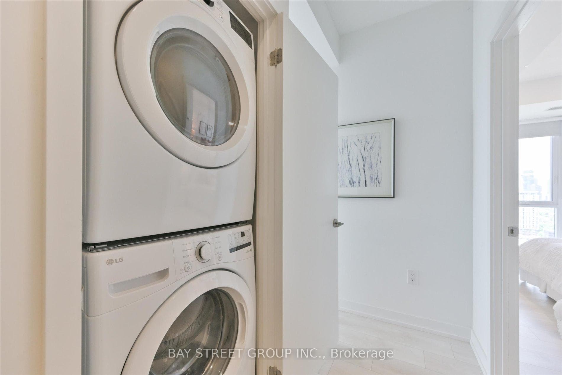 225 Sumach Street Unit 2805 photo 27