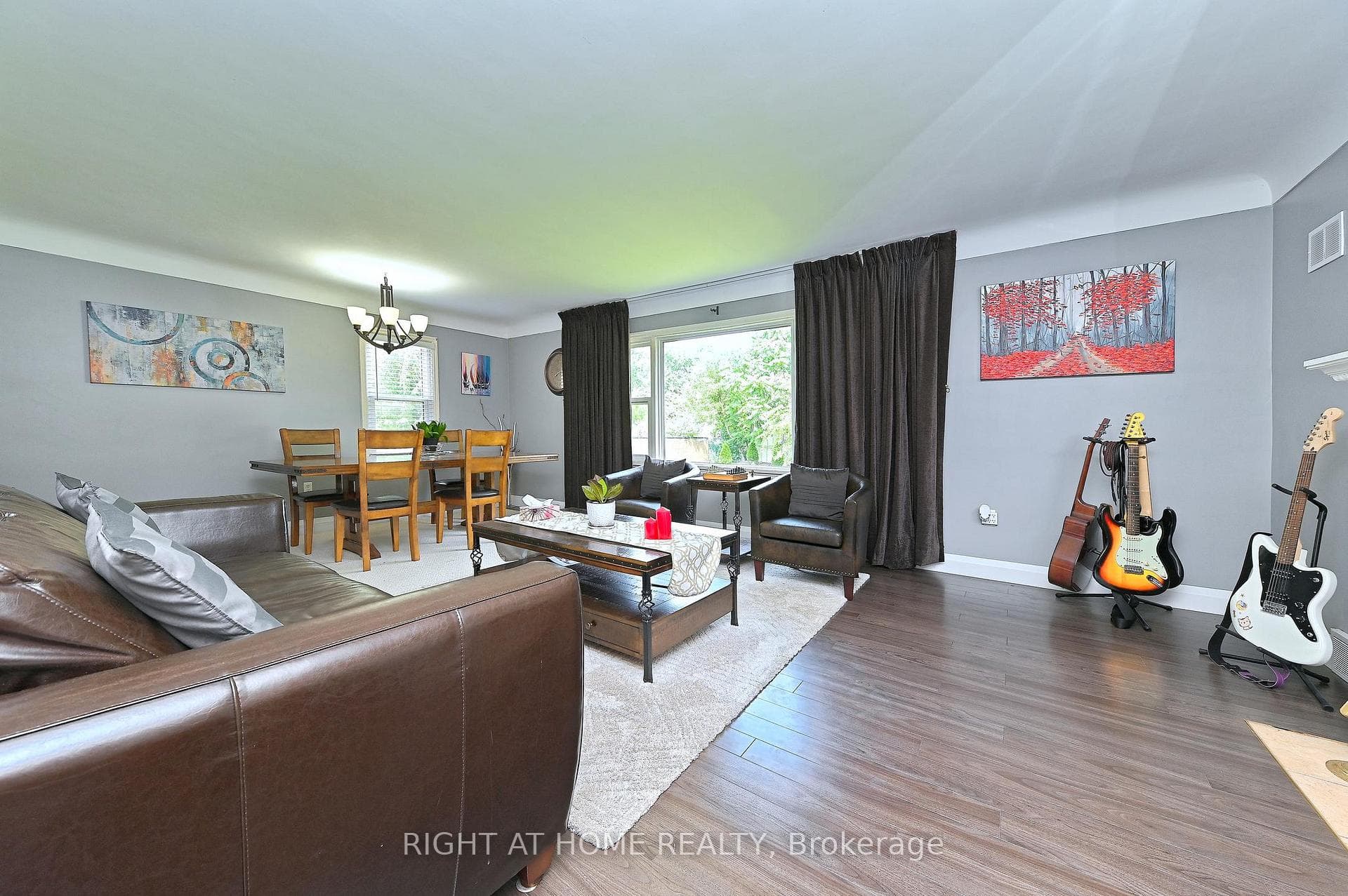 446 Geneva Street photo 17