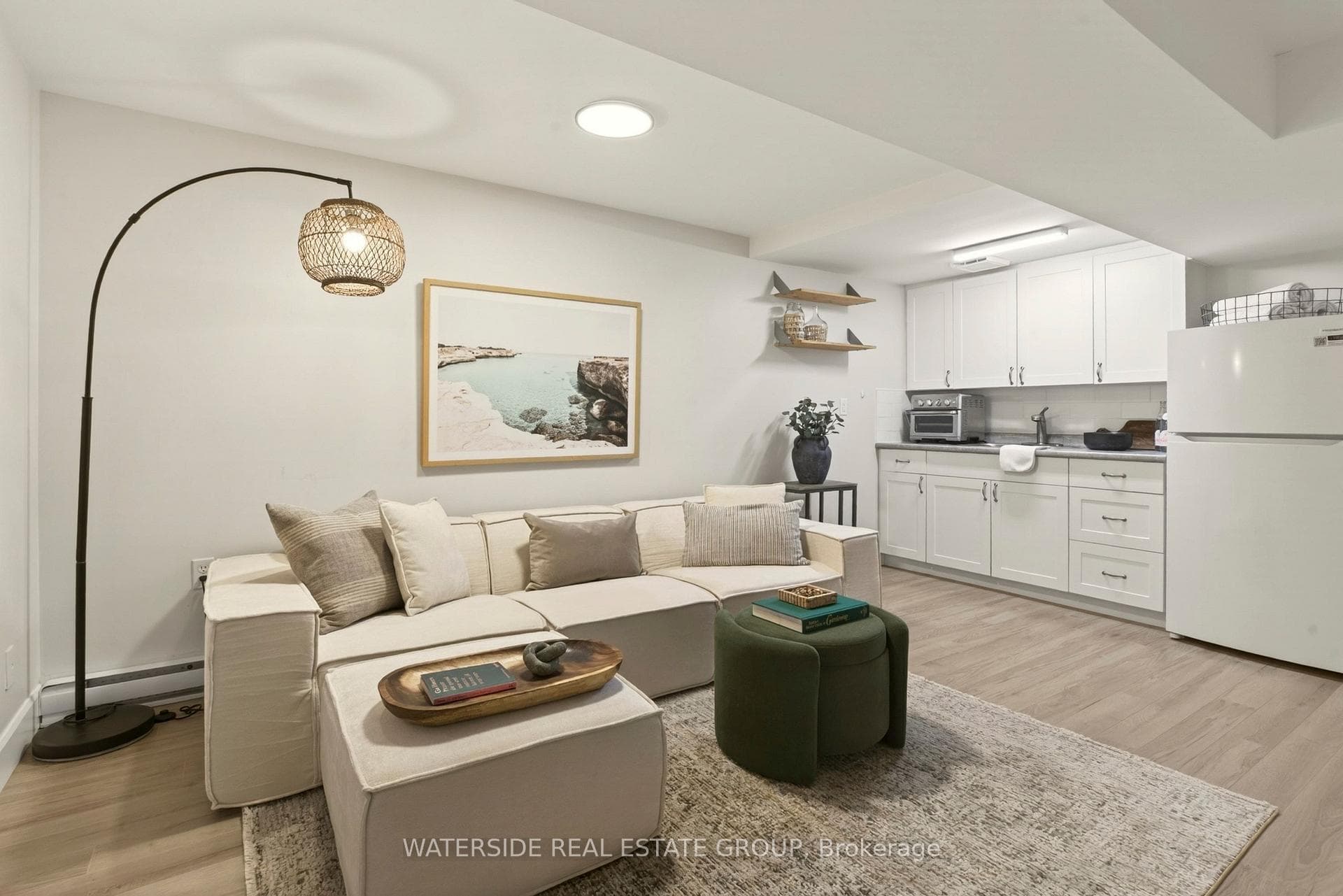 33 Mayfair Avenue photo 24