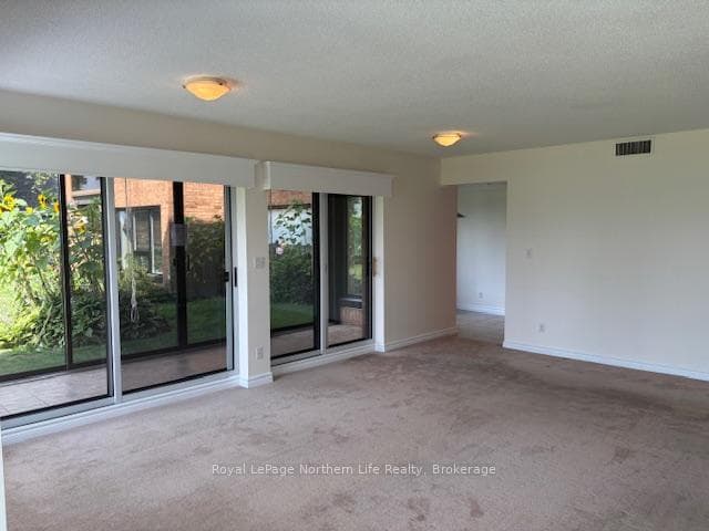 155 Timmins Street Unit 114 photo 24