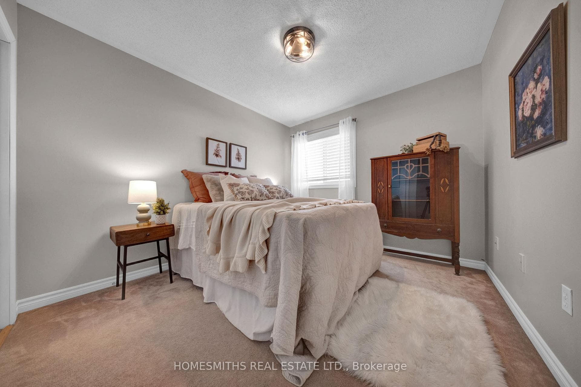 147 Sleeman Square photo 19