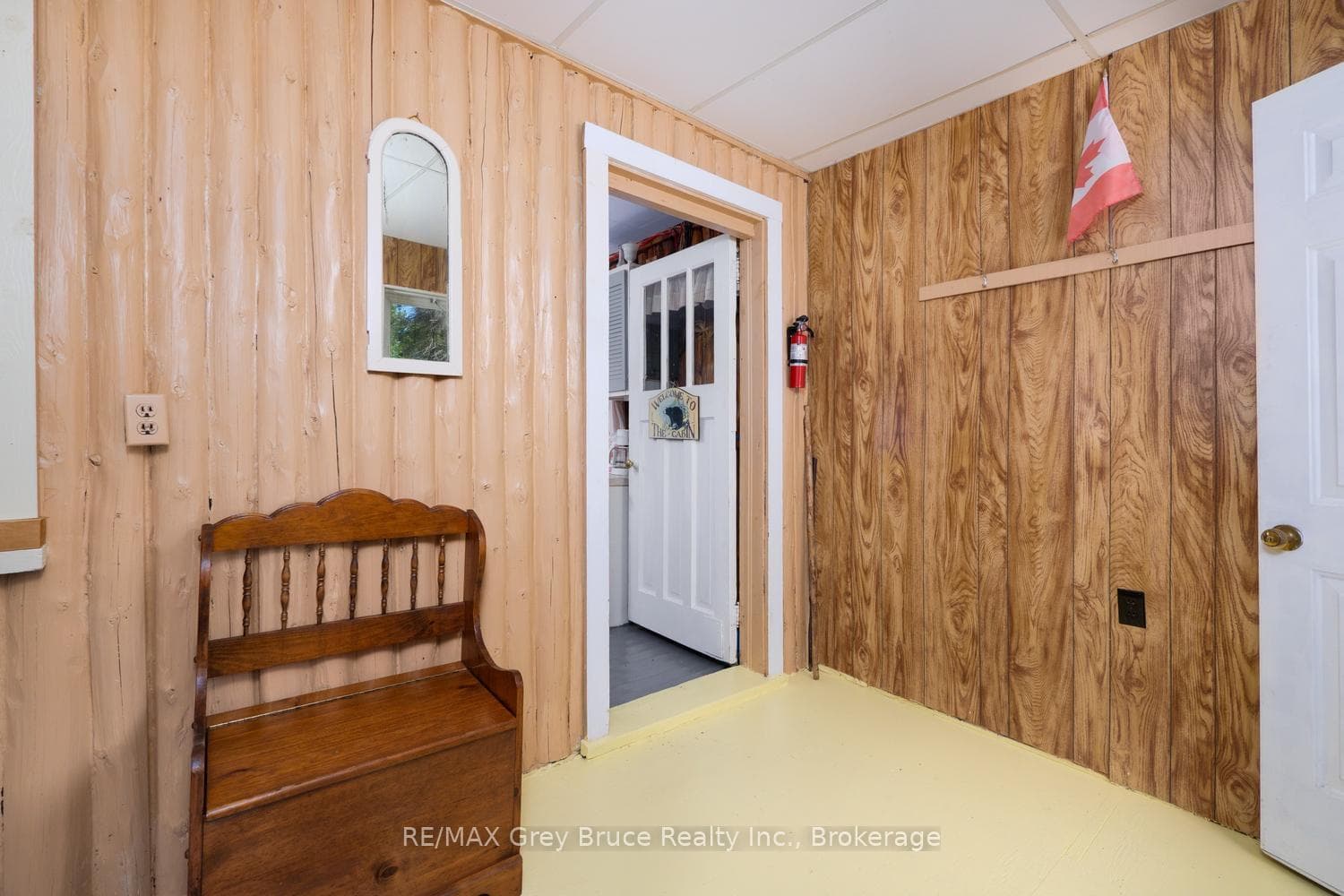 949 Dorcas Bay Road photo 15