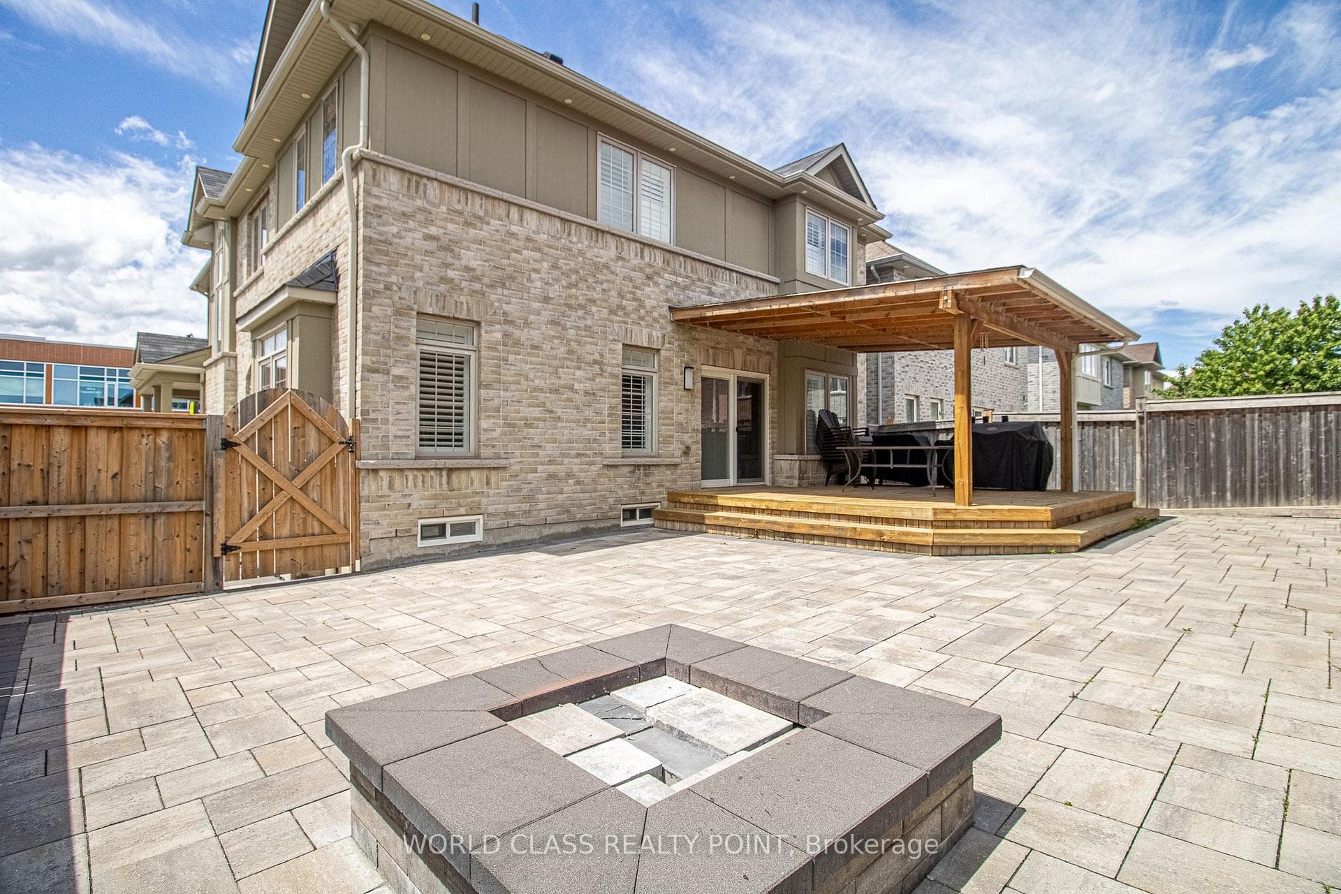 67 Turnerbury Avenue photo 46