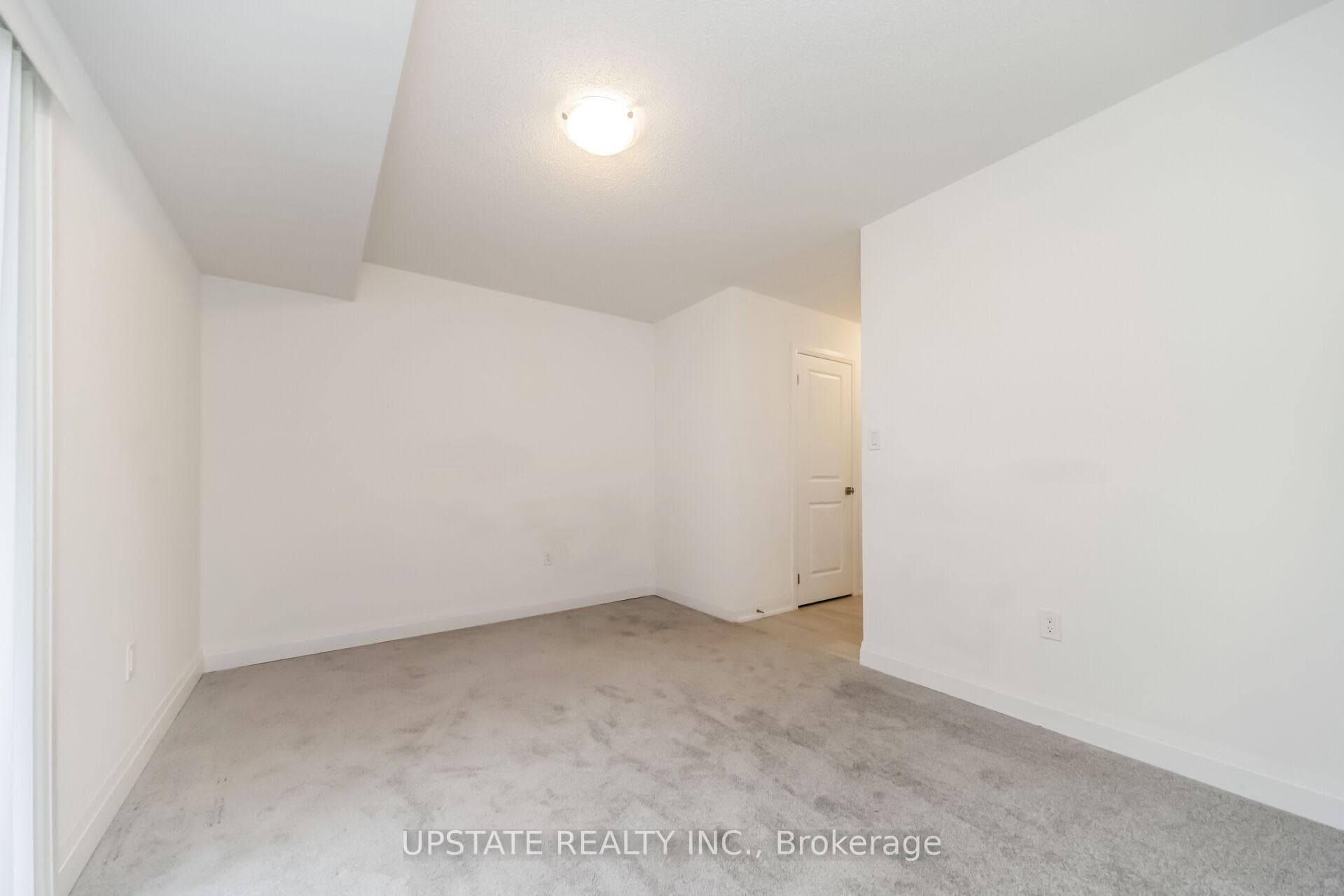 45 Humberstone Drive photo 10