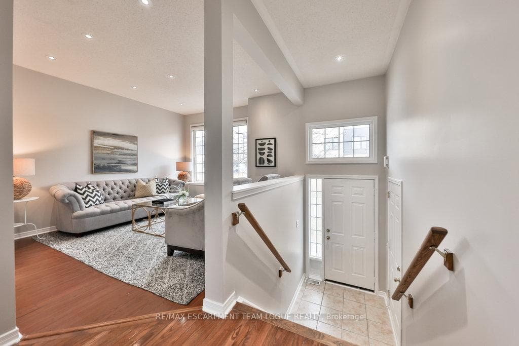 2243 Turnberry Road Unit 12 photo 4