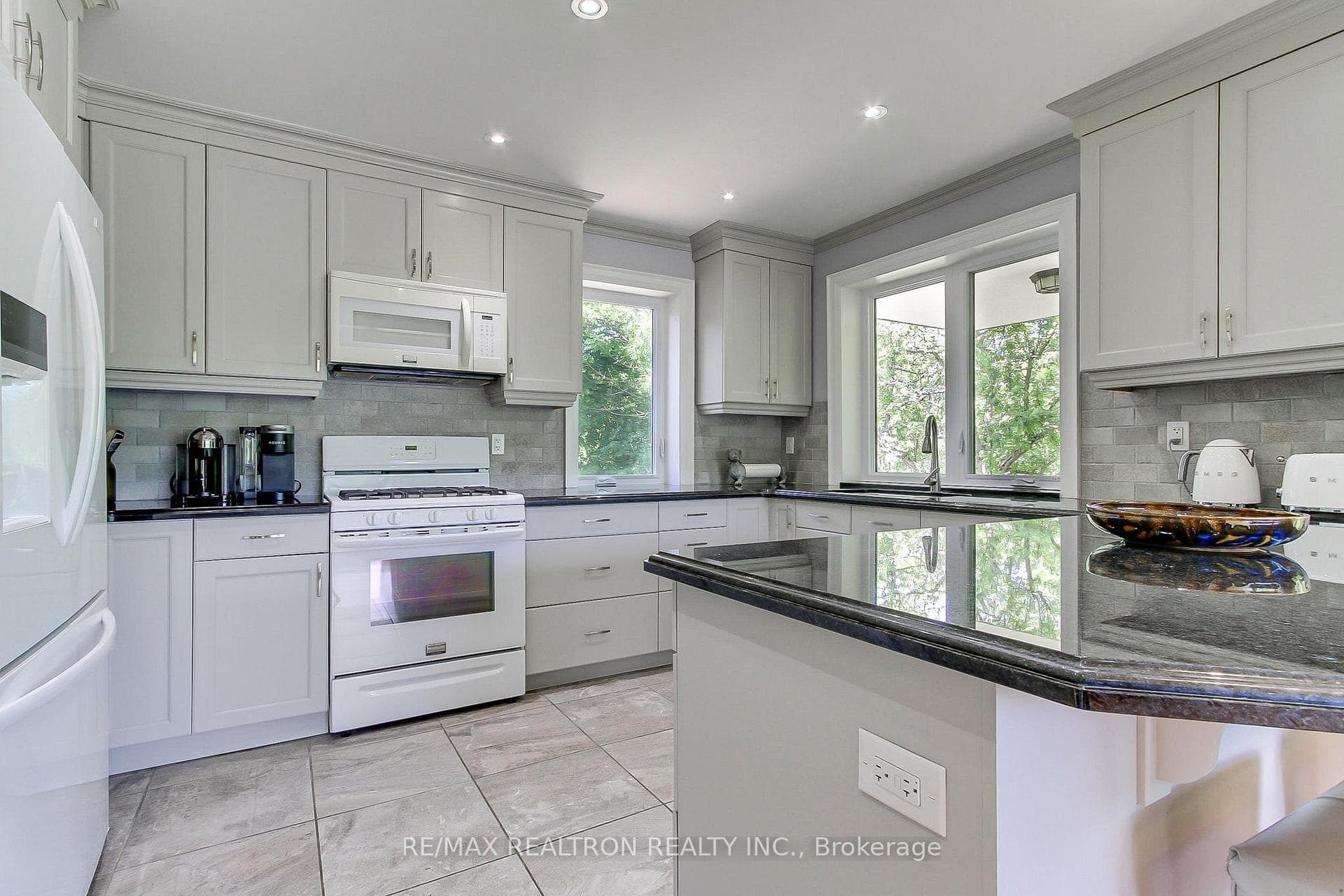 203 Pefferlaw Road photo 12