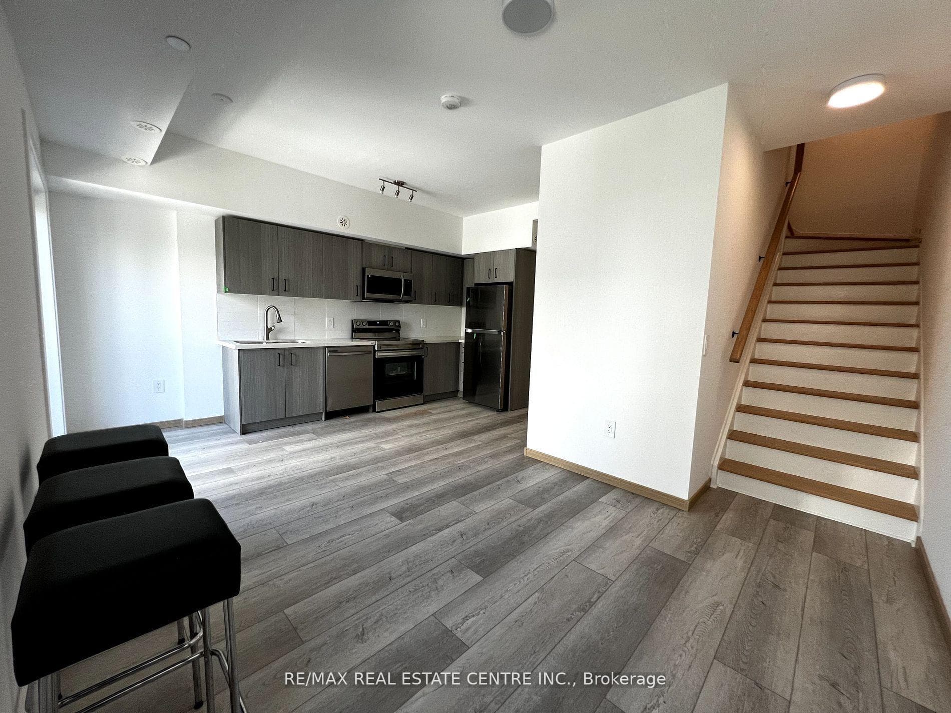 3445 Sheppard Avenue Unit C3-307 photo 8