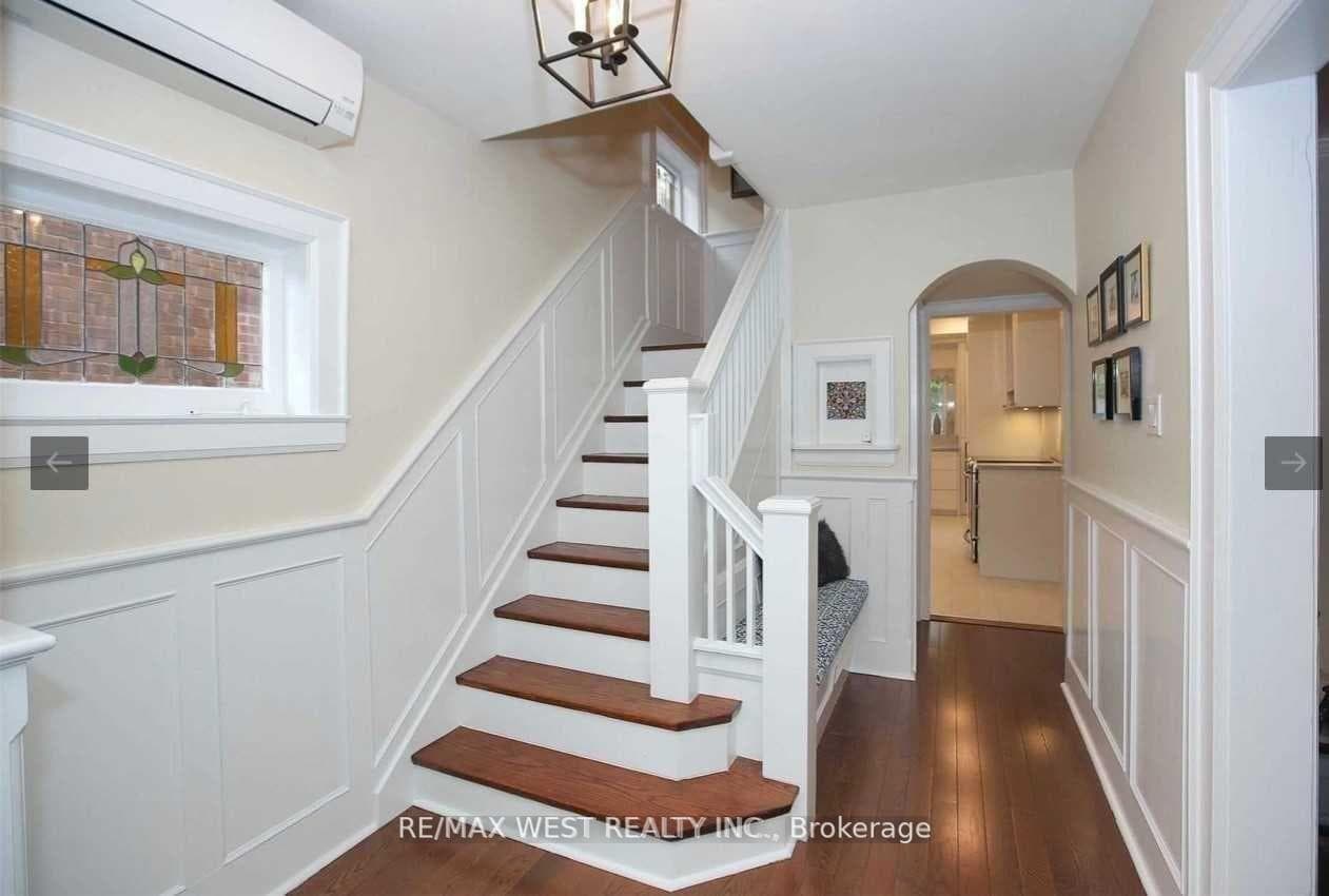 472 Roselawn Avenue photo 3